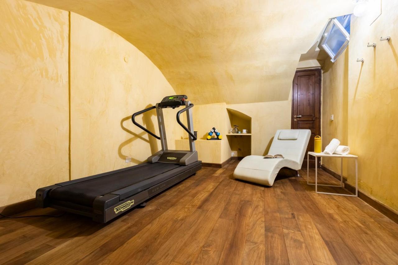 Romac Coronari With Gym, Sauna And Garden Eksteriør bilde